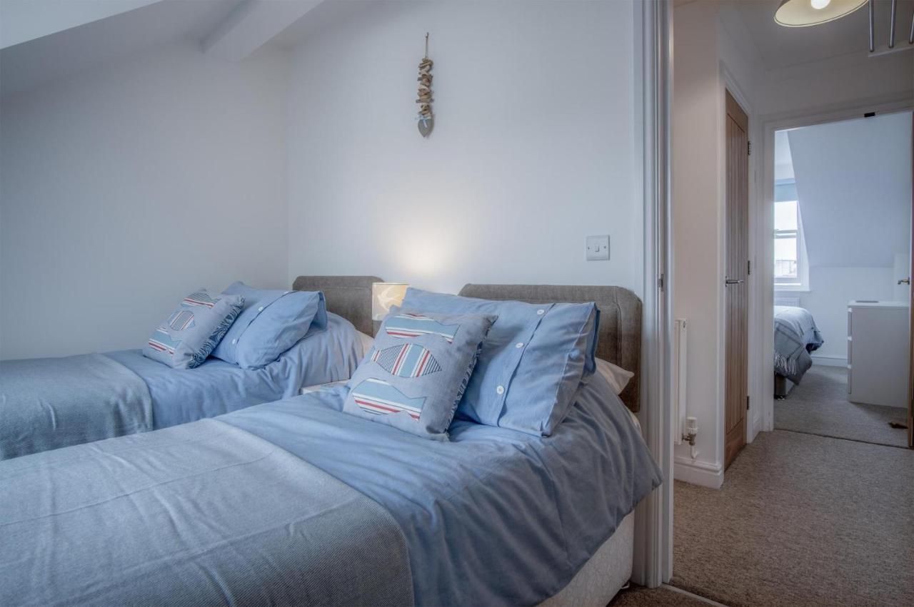 Ramsey Apartment - 2 Bedroom Apartment - Tenby Kültér fotó