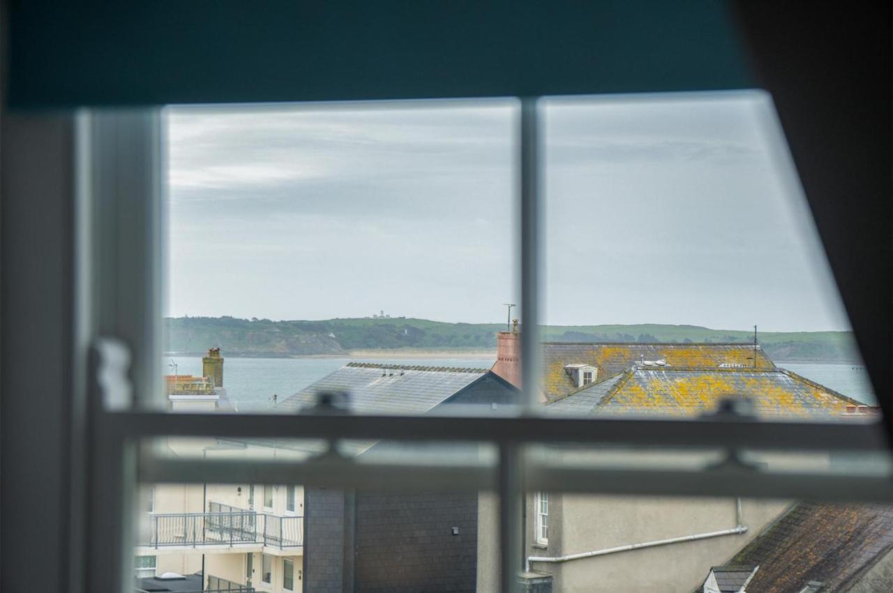 Ramsey Apartment - 2 Bedroom Apartment - Tenby Kültér fotó
